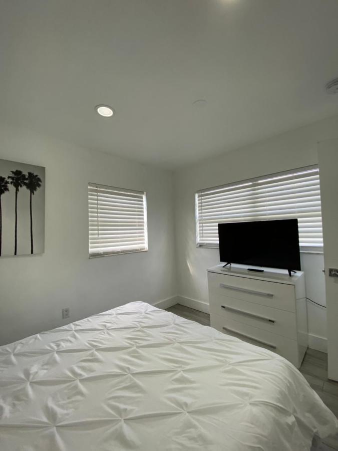 Modern Home, Excellent Location 마이애미 외부 사진