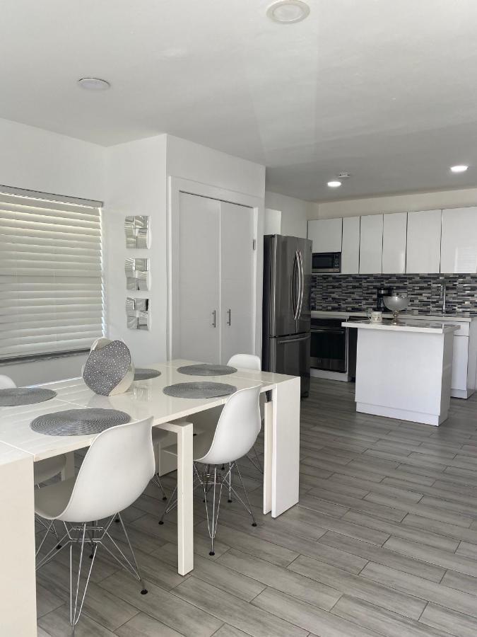 Modern Home, Excellent Location 마이애미 외부 사진