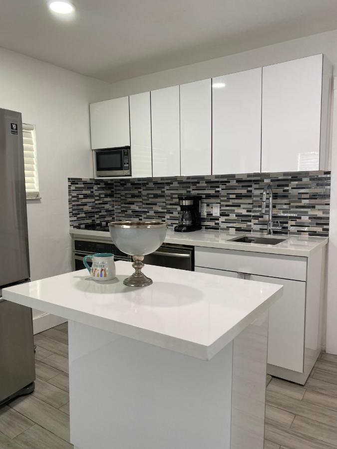 Modern Home, Excellent Location 마이애미 외부 사진