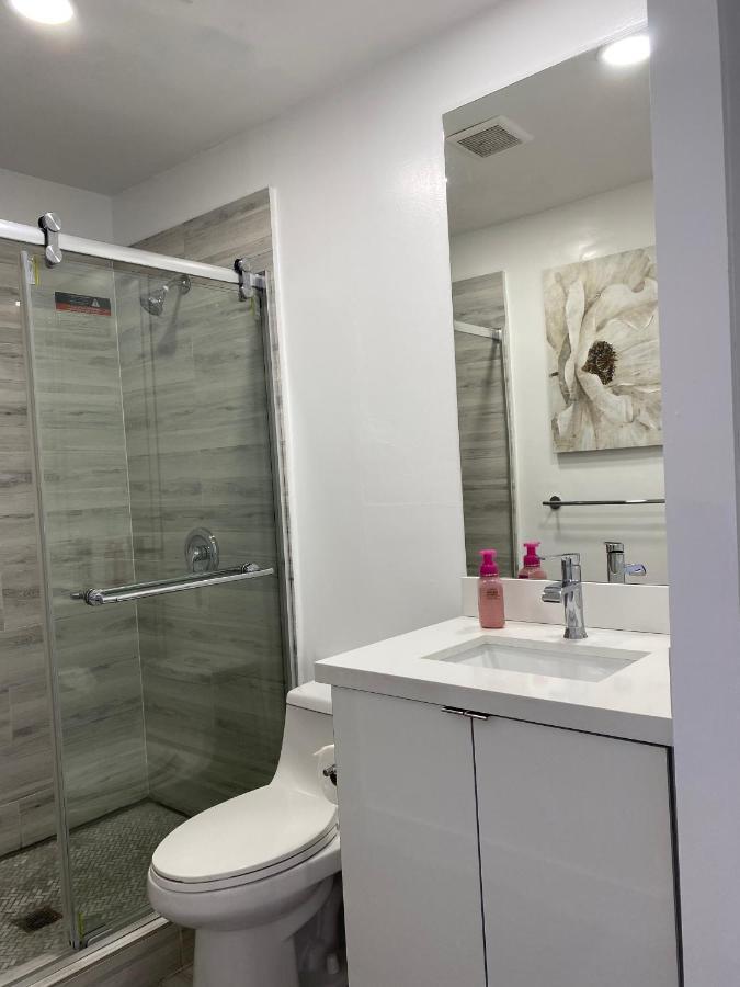 Modern Home, Excellent Location 마이애미 외부 사진